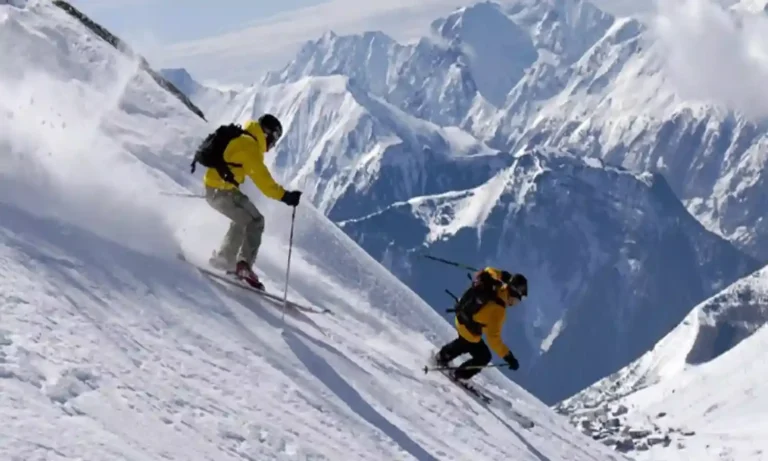 Skiing & Trekking in Kashmir